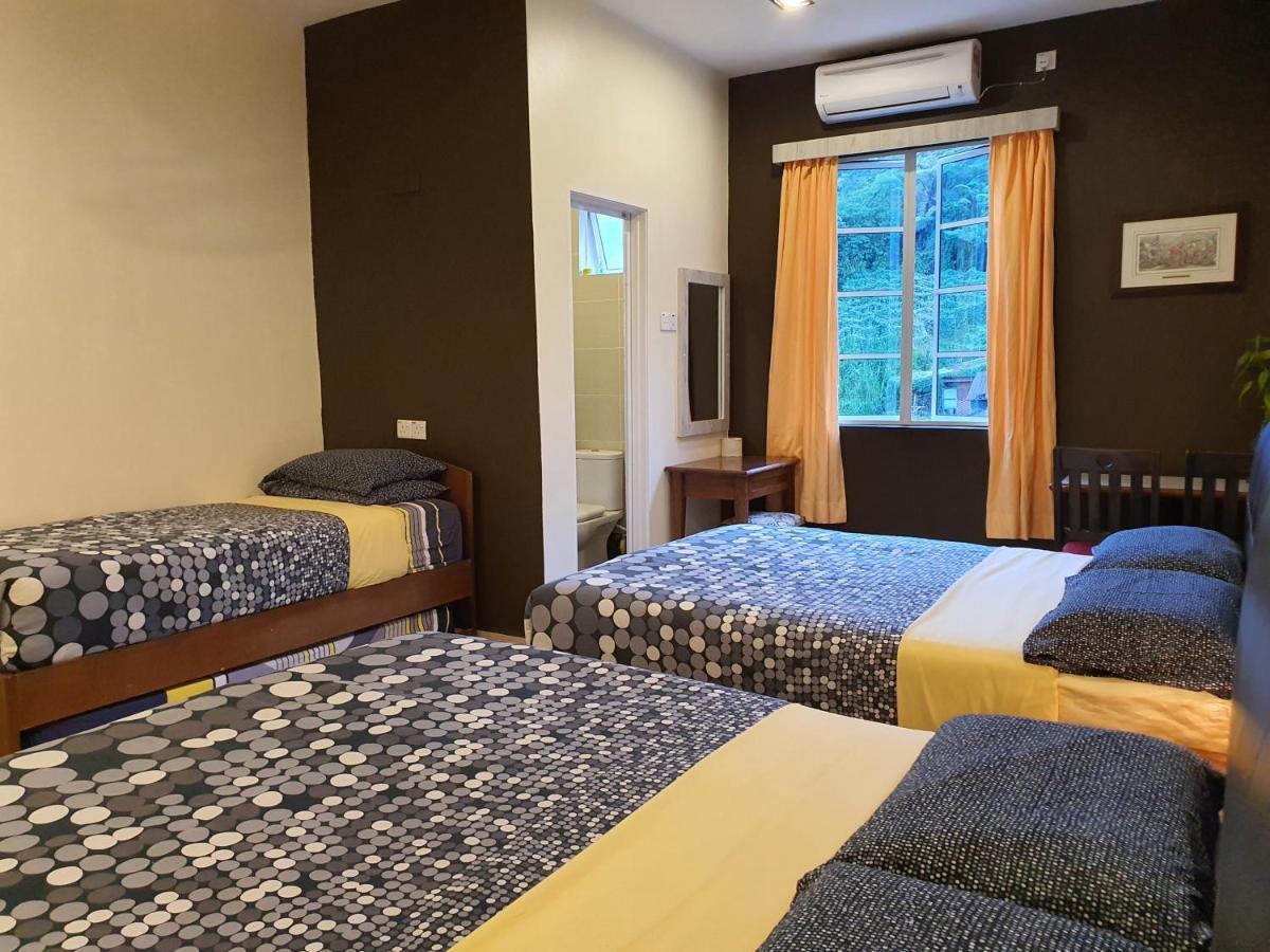 Fathers Guesthouse Bungalow Κάμερον Χάιλαντς Εξωτερικό φωτογραφία